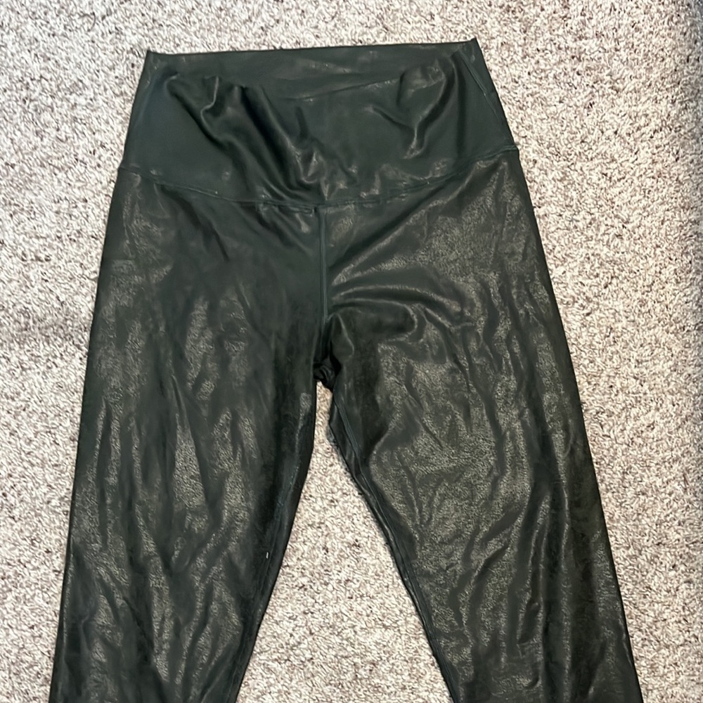 Aerie Offline Crackle leggings